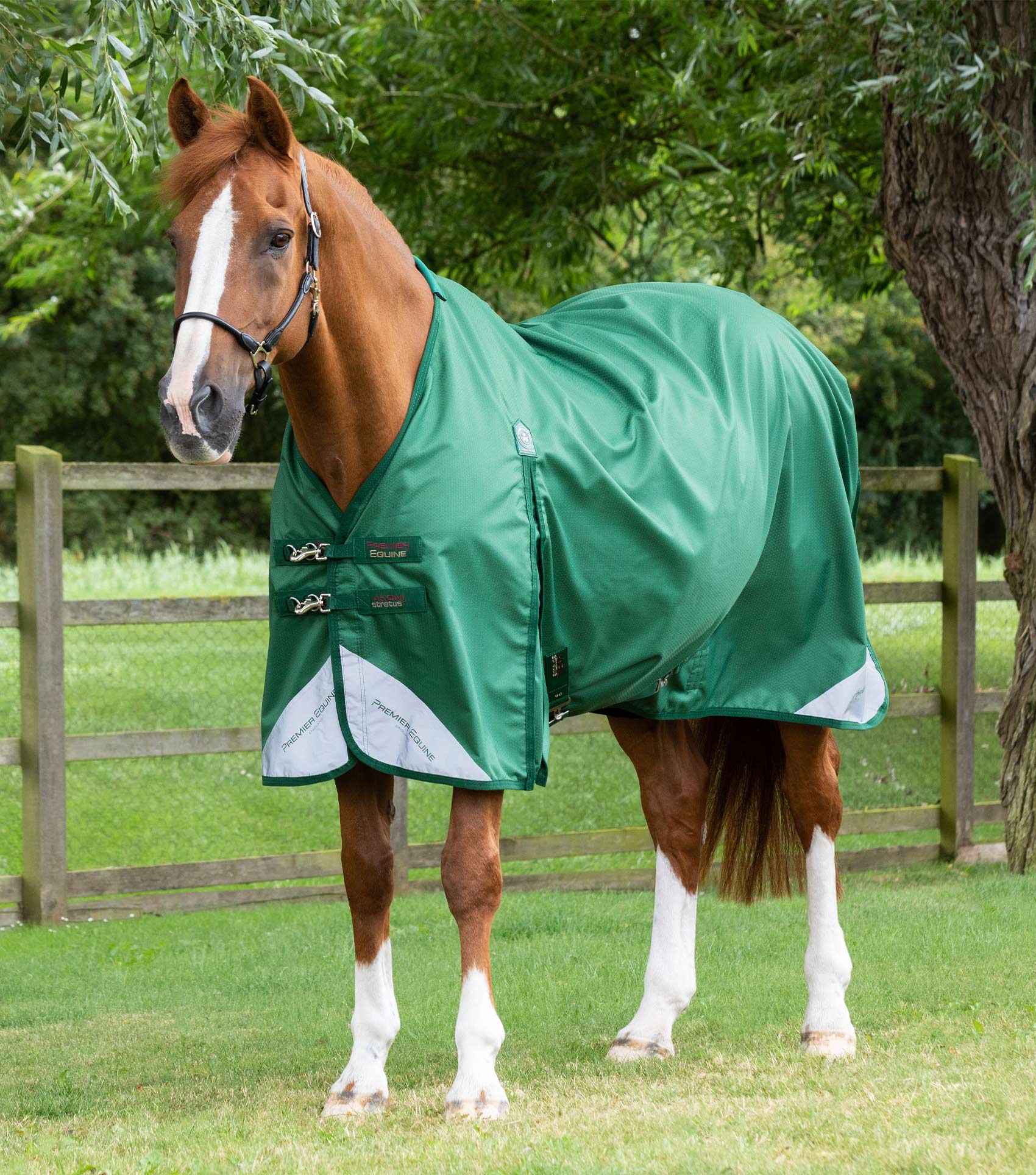 Premier Equine Akoni 0g Green 6ft 9 Turnout Rug